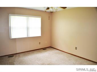 870 Misty Valley Road O'Fallon, IL 62269 - Photo 10 of 19 Gallery Image 10