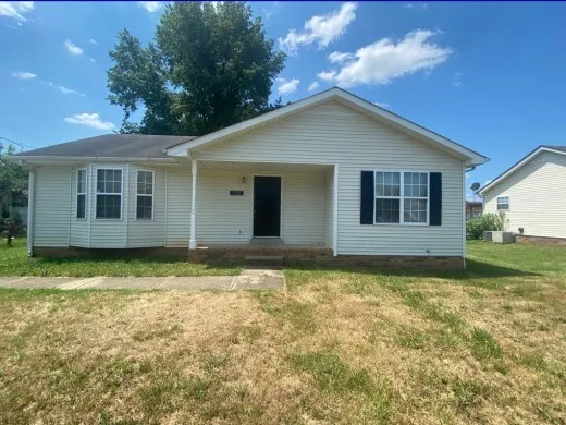 $1,375 | 726 Carbondale Drive, Oak Grove, KY 42262