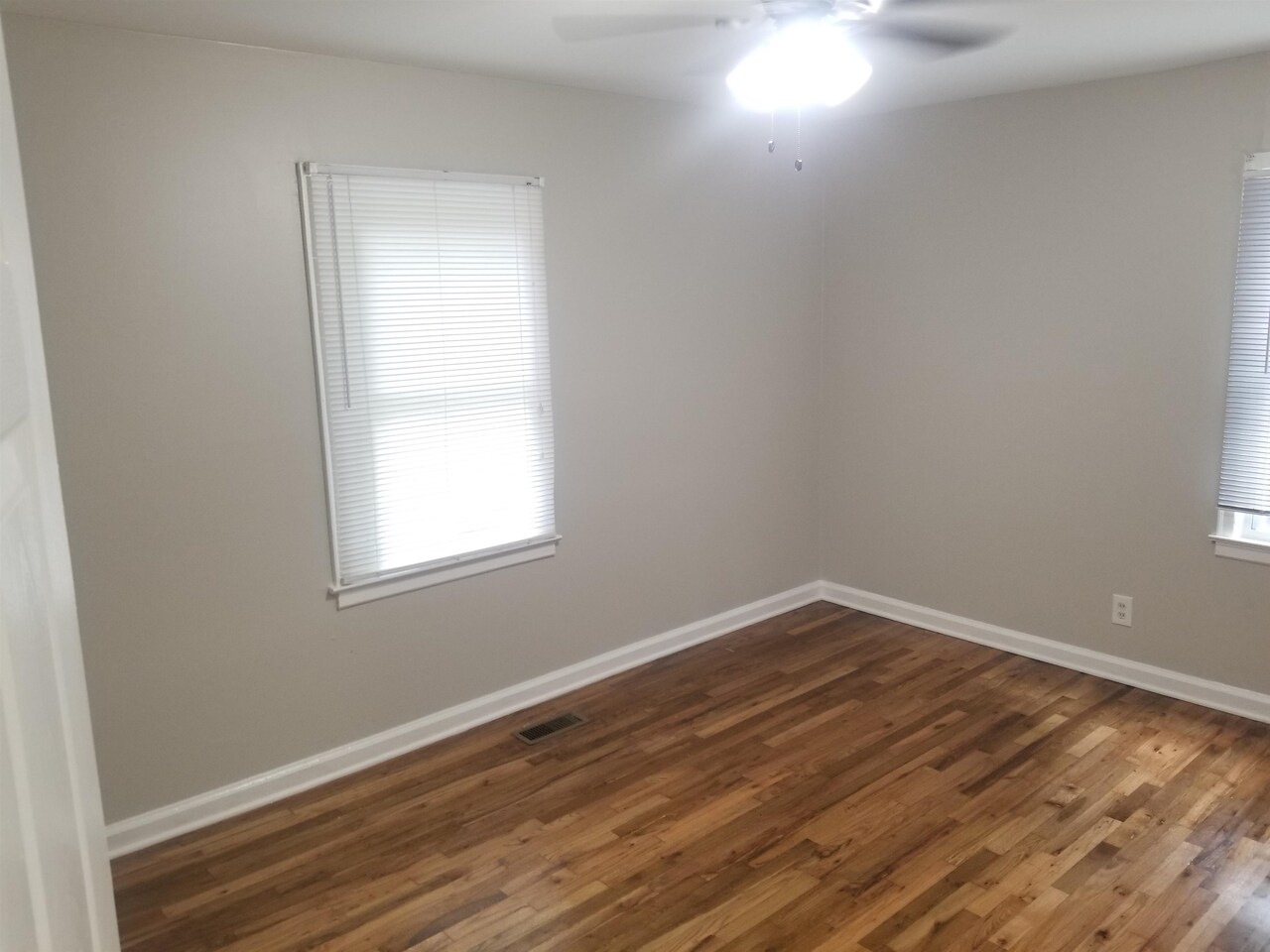 2467 Calvin Avenue East Point, GA 30344 - Photo 13 of 19