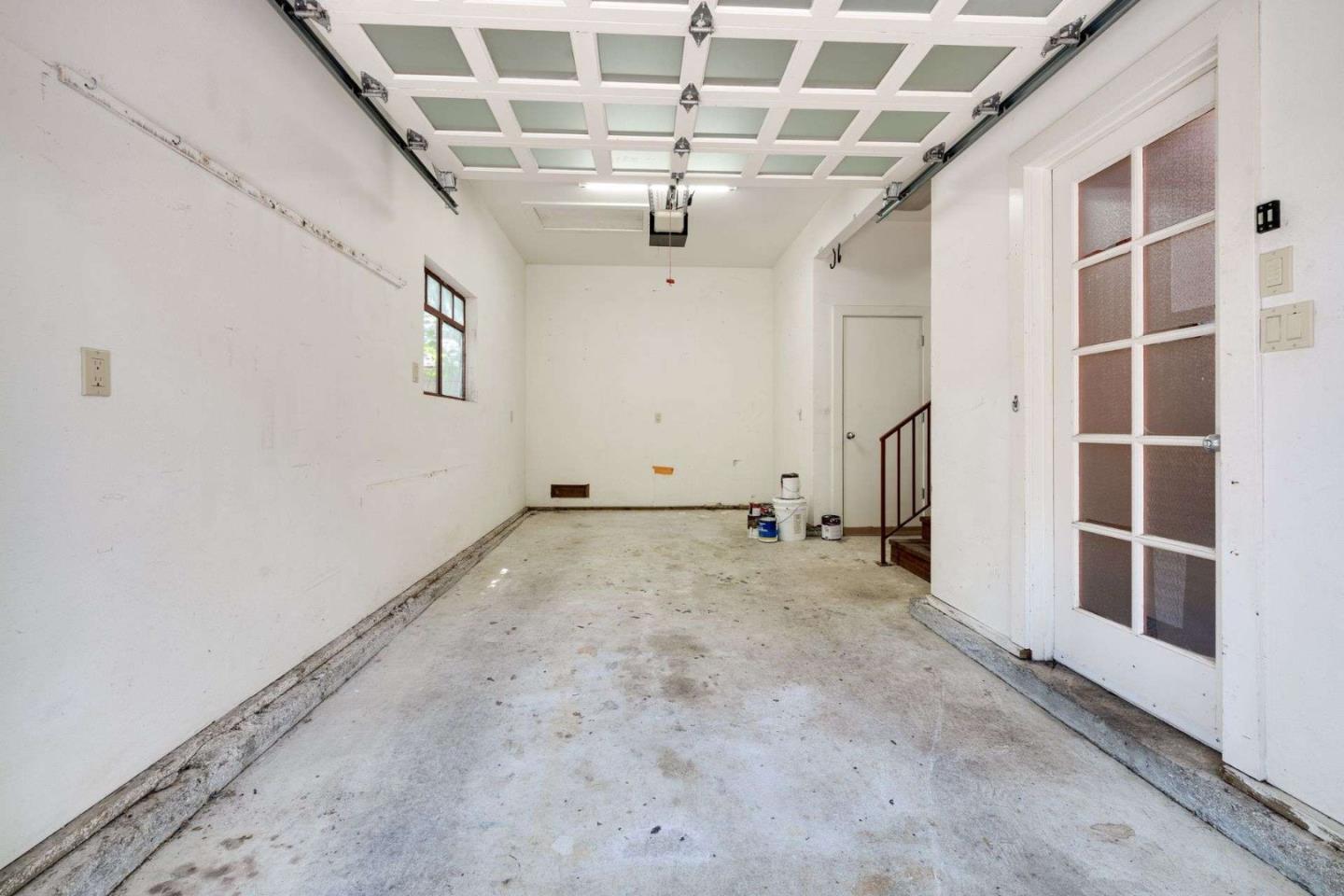 2513 Alpine Road Menlo Park, CA 94025 - Photo 20 of 41 a view of an empty room