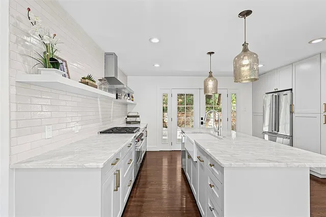 $1,195,000 | 2230 Kessler Parkway, Dallas, TX 75208