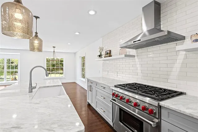 $1,195,000 | 2230 Kessler Parkway, Dallas, TX 75208