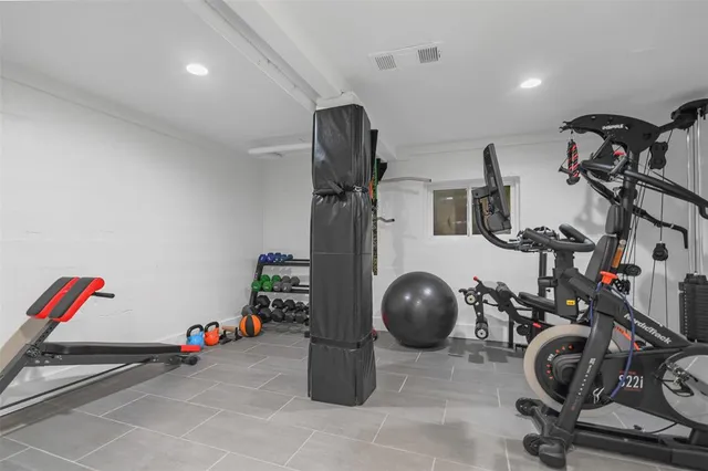 $1,195,000 | 2230 Kessler Parkway, Dallas, TX 75208