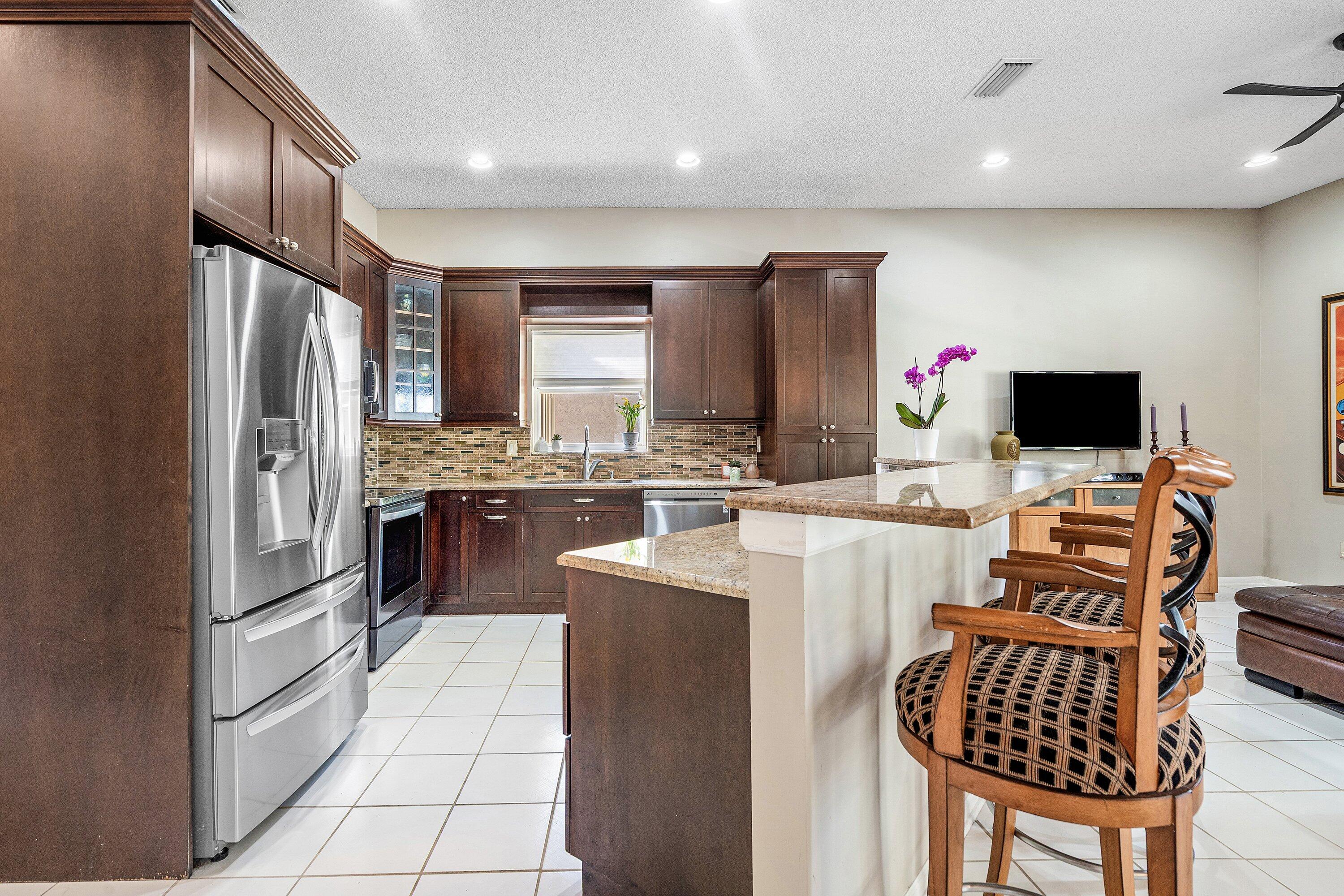 10834 Sea Cliff Circle Boca Raton, FL 33498 - Photo 11 of 42 011-10834SeaCliffCircle-BocaRaton-FL-334