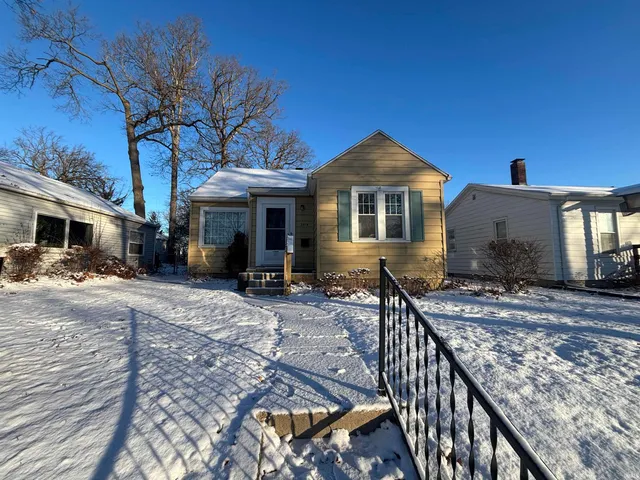 $159,900 | 2315 Kenwood Avenue, Fort Wayne, IN 46805