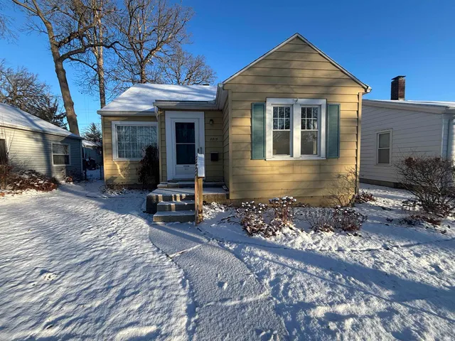 $159,900 | 2315 Kenwood Avenue, Fort Wayne, IN 46805