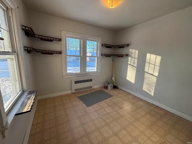 $159,900 | 2315 Kenwood Avenue, Fort Wayne, IN 46805