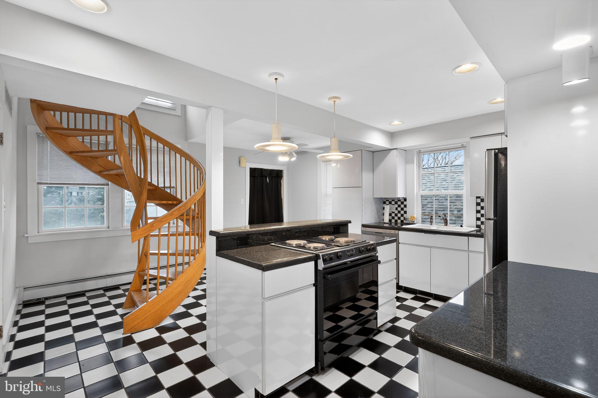 18 Grove Haddonfield Nj 08033, Unit B Haddonfield, NJ 08033 - Photo 14 of 31