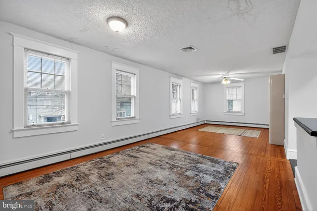 $2,750 | 18 Grove Haddonfield Nj 08033, Unit B, Haddonfield, NJ 08033