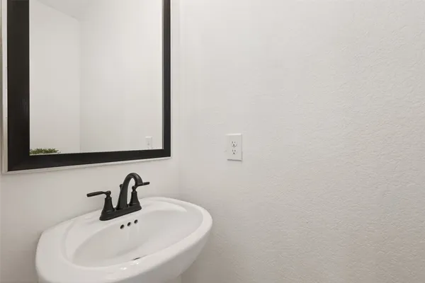 $2,700 | 21163 Medina River Drive, Cypress, TX 77433