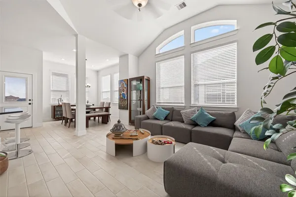 $2,700 | 21163 Medina River Drive, Cypress, TX 77433