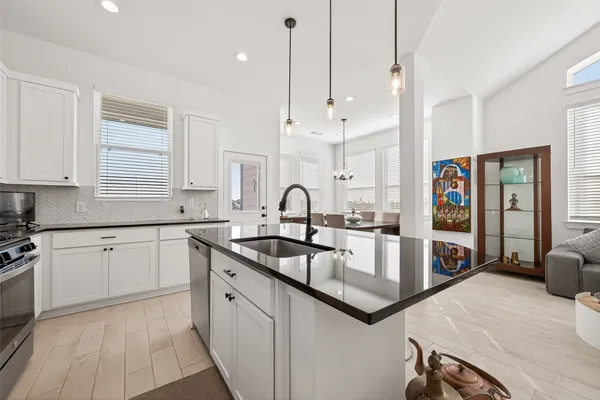 $2,700 | 21163 Medina River Drive, Cypress, TX 77433