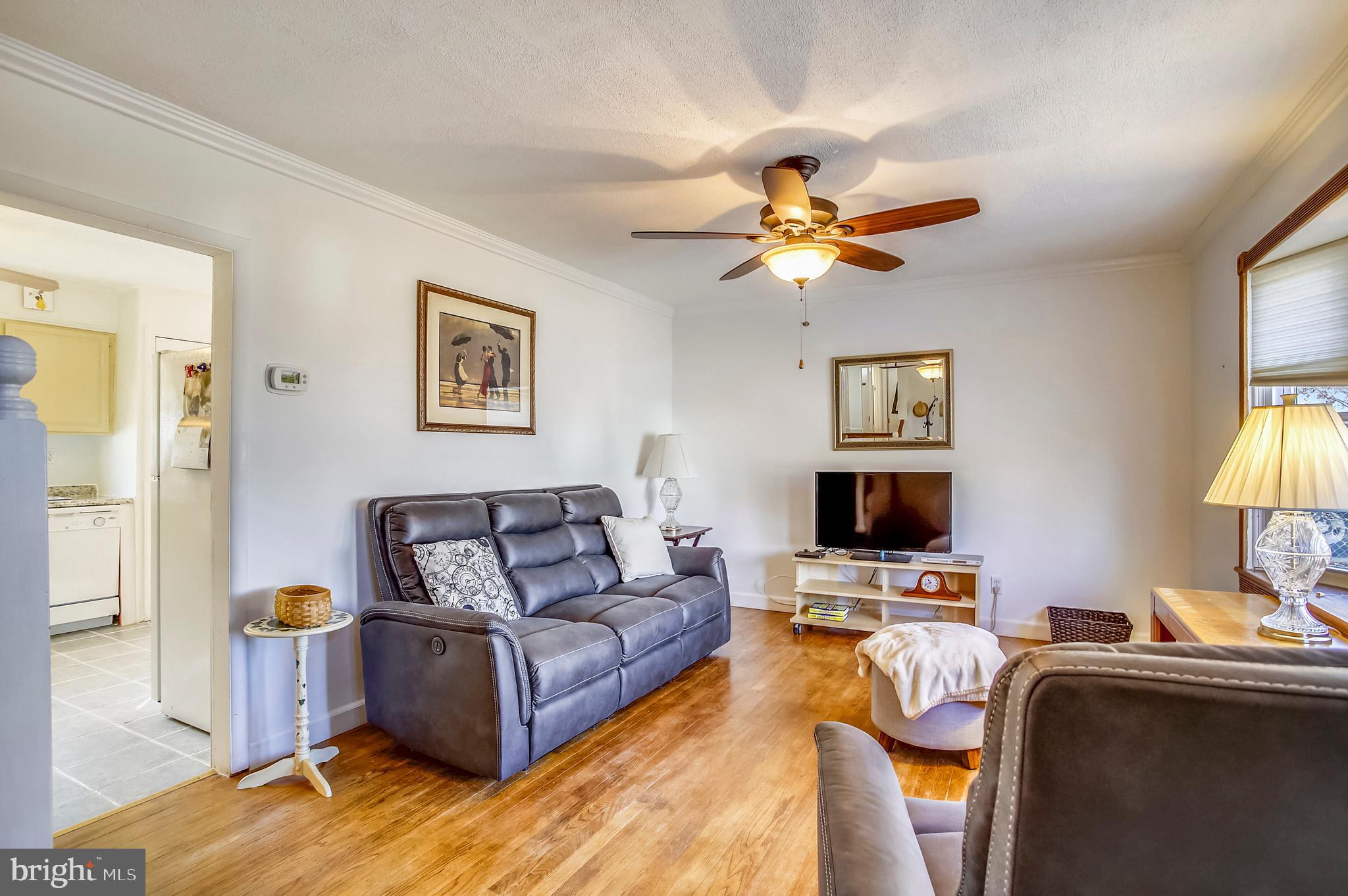 203 Hampton Road Linthicum, MD 21090 - Photo 4 of 25