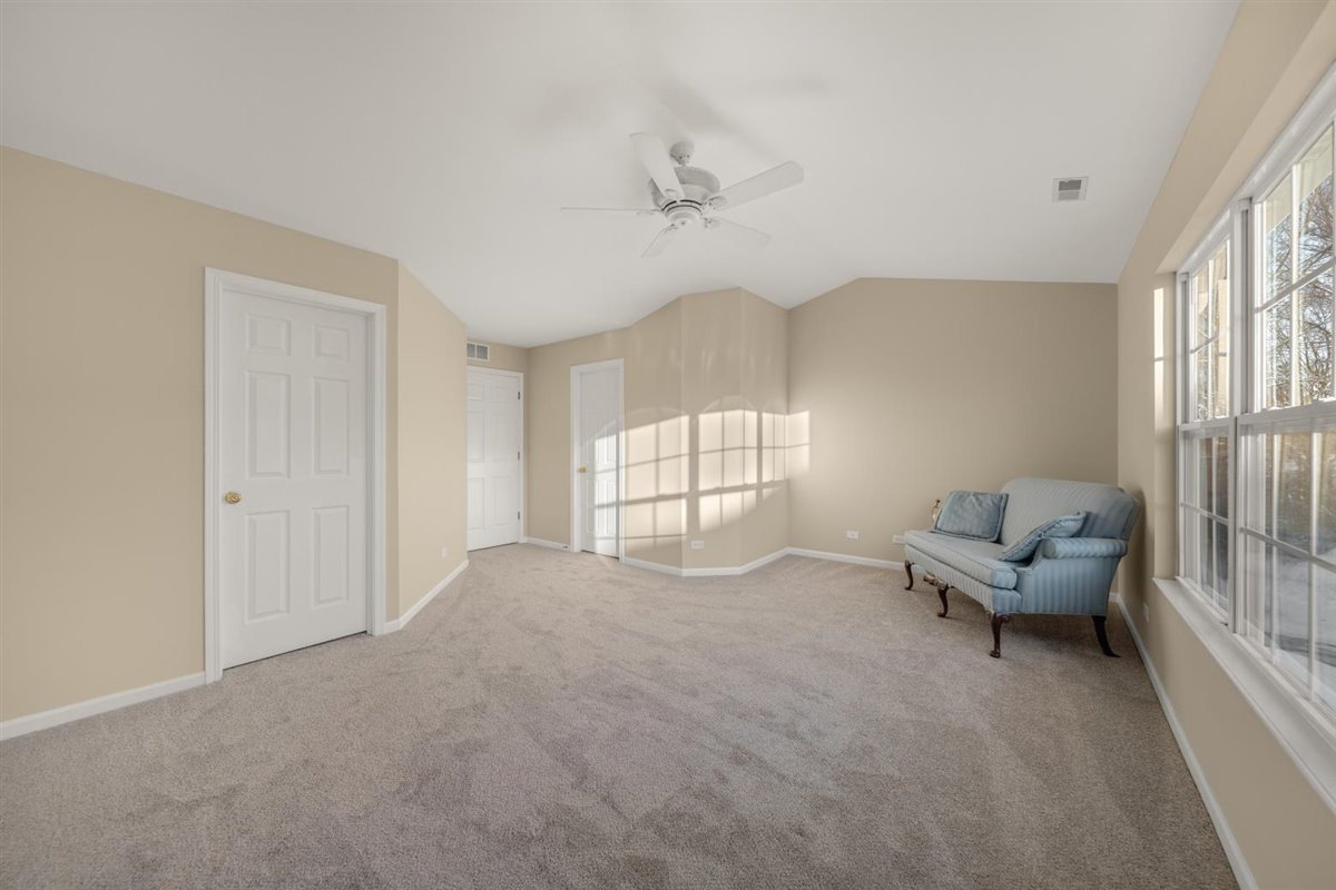 1934 West Cobblestone Road Romeoville, IL 60446 - Photo 9 of 17