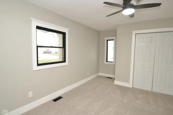 $299,900 | 403 East Elm Street, Sharpsville, IN 46068