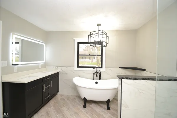 $299,900 | 403 East Elm Street, Sharpsville, IN 46068