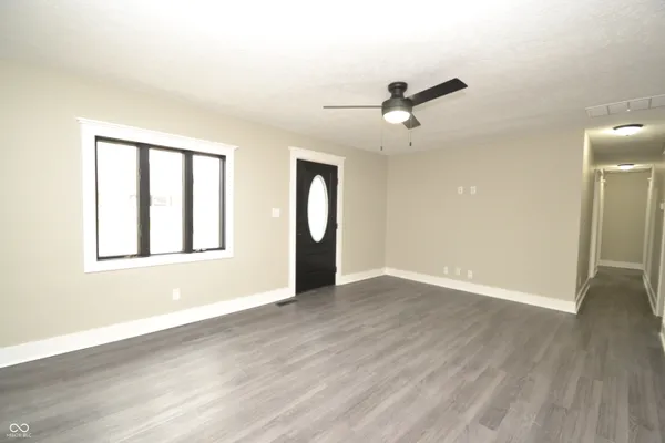 $299,900 | 403 East Elm Street, Sharpsville, IN 46068