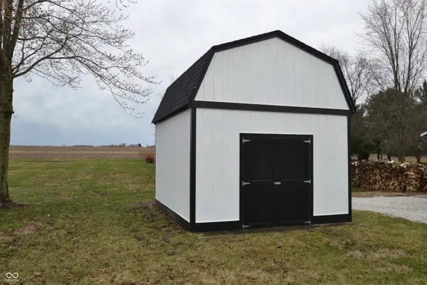 $299,900 | 403 East Elm Street, Sharpsville, IN 46068