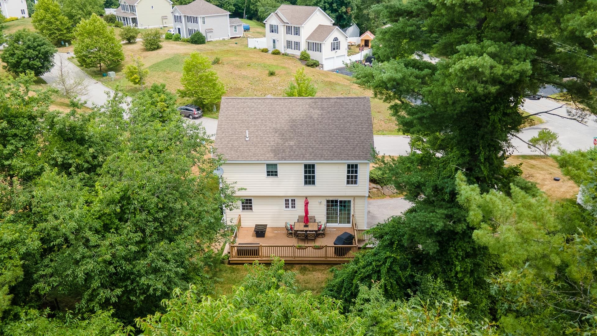 35 Pond Road Raymond, NH 03077 - Photo 12 of 37