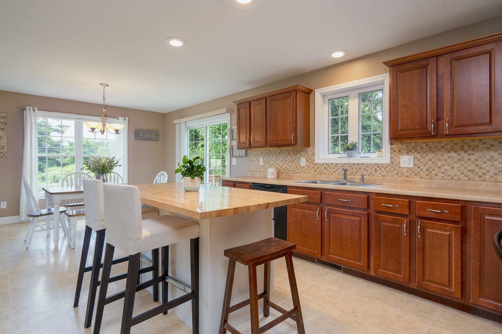 35 Pond Road Raymond, NH 03077 - Photo 20 of 37