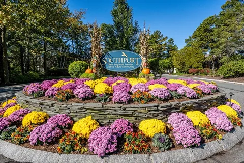 $649,000 | 72 Grey Hawk Drive, Unit 670, Mashpee, MA 02649