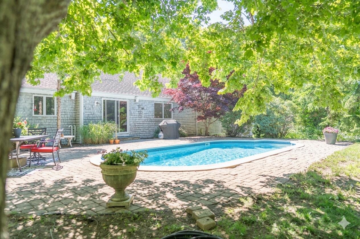 121 Salt Rock Road Barnstable, MA 02630 - Photo 2 of 26 Saltwater pool