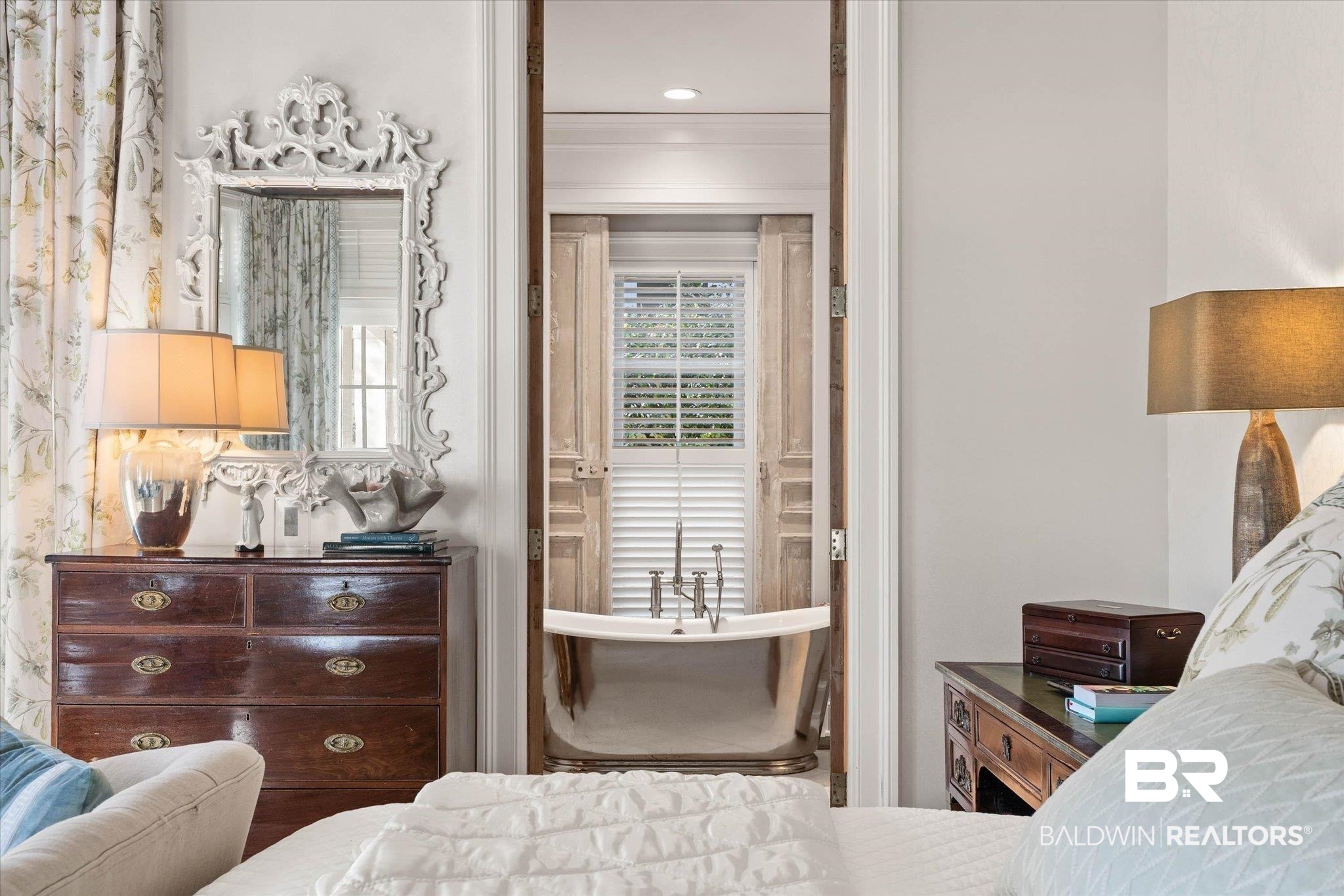 2256 De Leon Avenue Mobile, AL 36607 - Photo 21 of 61 Primary Bedroom