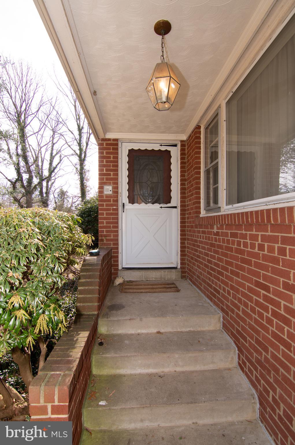 6714 Hackberry Street Springfield, VA 22150 - Photo 4 of 42 Front Entrance