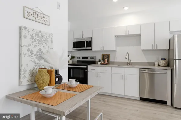 $1,615 | 915 North Broad Street, Unit 301, Philadelphia, PA 19123