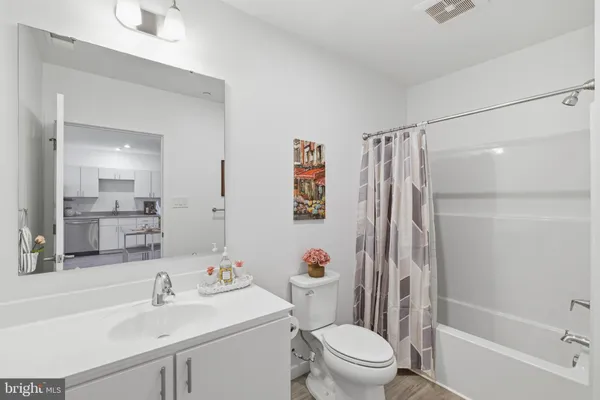 $1,615 | 915 North Broad Street, Unit 301, Philadelphia, PA 19123