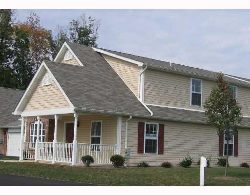 149 Rana Lane Gibsonia, PA 15044 - Photo 1 of 8 Exterior Front.
