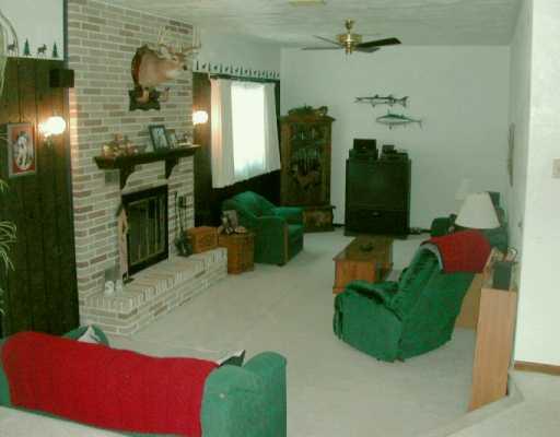 102 Calvary Hill Road Latrobe, PA 15650 - Photo 4 of 8 Gallery Image 4