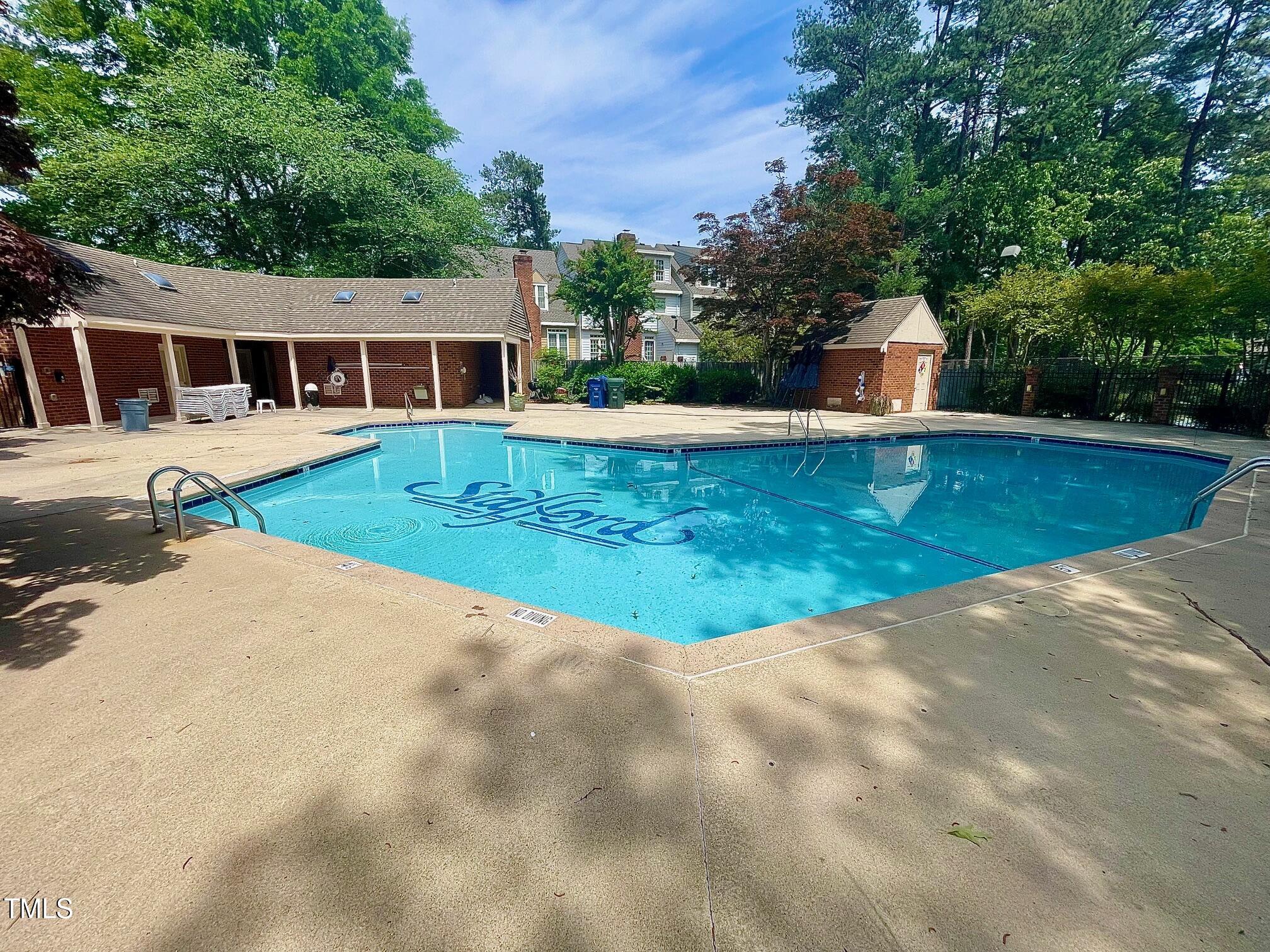 6000 Tenter Banks Square Raleigh, NC 27609 - Photo 28 of 37 pool1