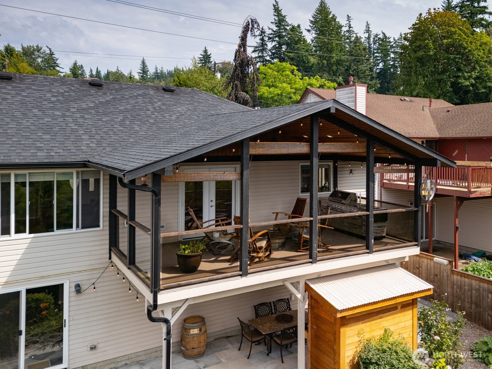 1000 Samish Way Bellingham, WA 98229 - Photo 37 of 40 a backyard of a house with seating space