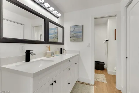 $1,099,000 | 729 Sand Dollar Drive, Sanibel, FL 33957