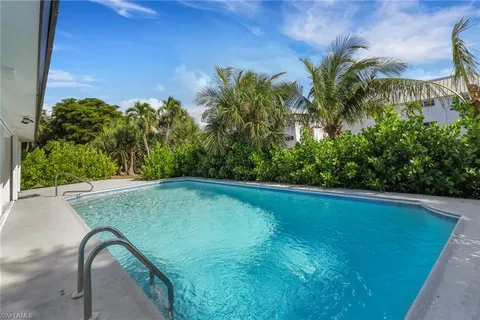 $1,099,000 | 729 Sand Dollar Drive, Sanibel, FL 33957