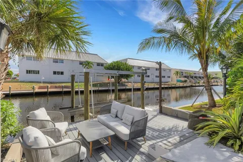 $1,099,000 | 729 Sand Dollar Drive, Sanibel, FL 33957