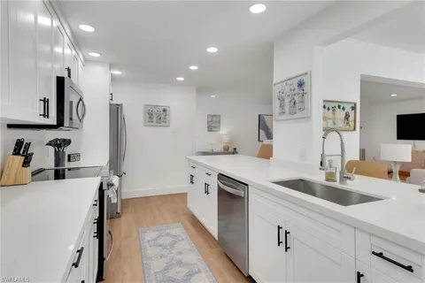 $1,099,000 | 729 Sand Dollar Drive, Sanibel, FL 33957