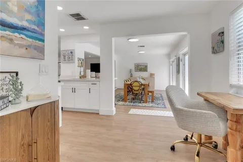 $1,099,000 | 729 Sand Dollar Drive, Sanibel, FL 33957