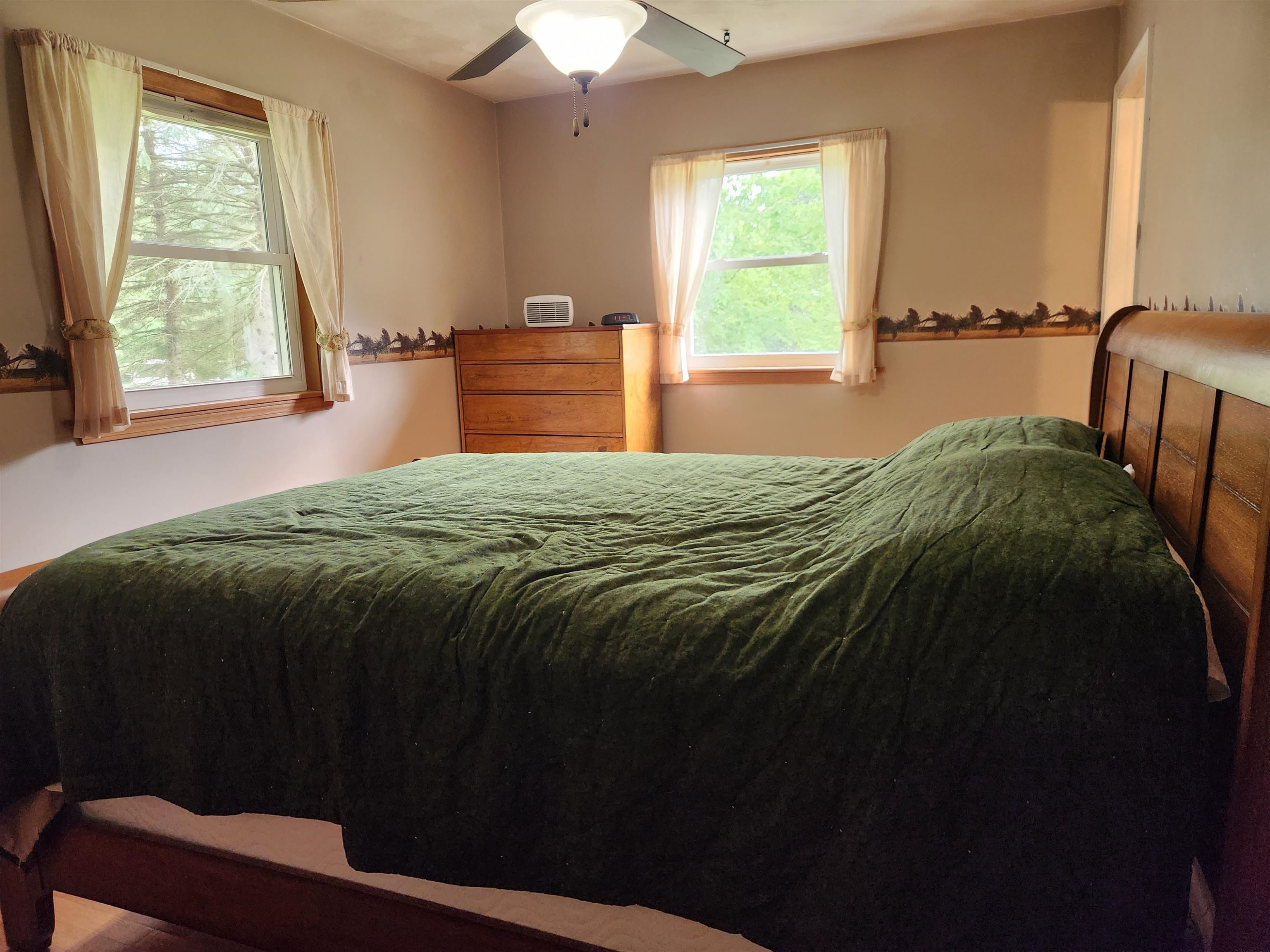 2011 Flanders Road Charlotte, MI 48813 - Photo 38 of 90