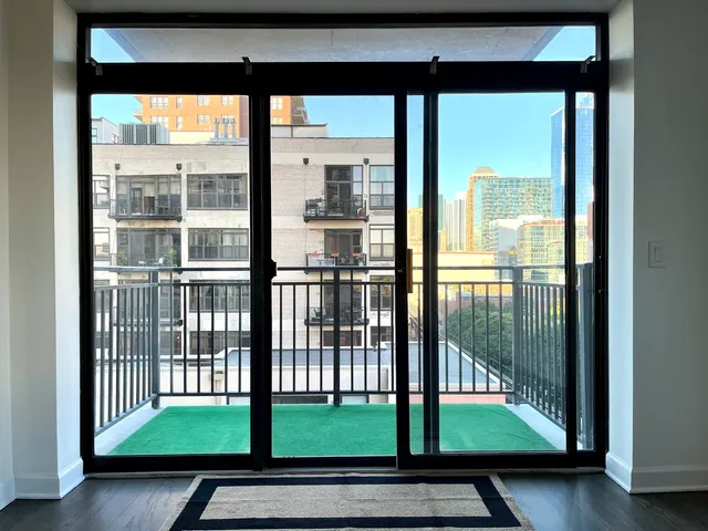 $2,800 | 1529 South State Street, Unit 8A, Chicago, IL 60605