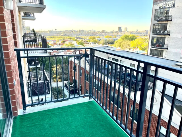 $2,800 | 1529 South State Street, Unit 8A, Chicago, IL 60605