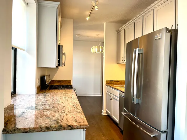 $2,800 | 1529 South State Street, Unit 8A, Chicago, IL 60605