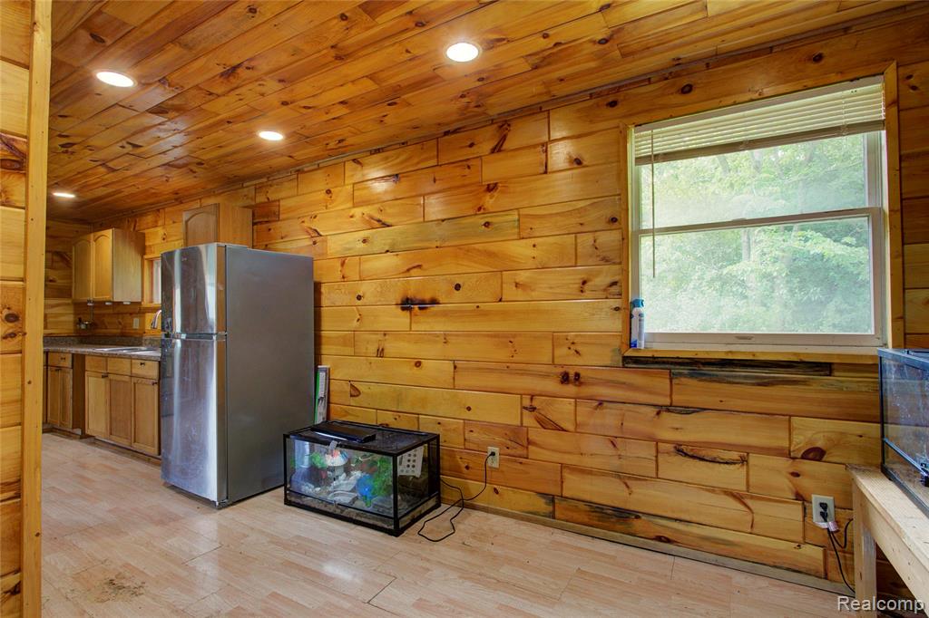 1906 Banner Road Saginaw, MI 48601 - Photo 24 of 44