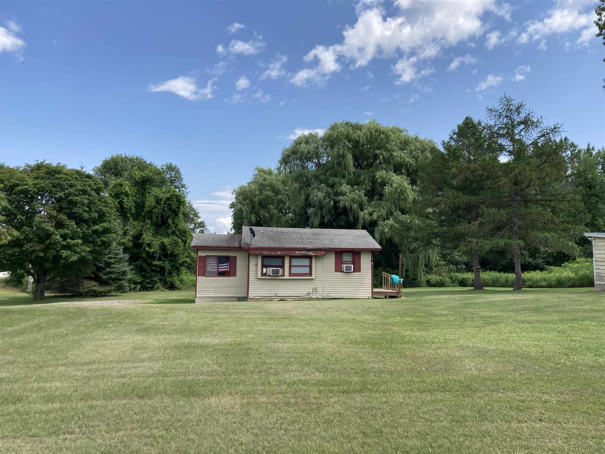 111 Allen Road Grand Isle, VT 05458 - Photo 6 of 17 Gallery Image 6