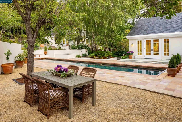 a outdoor view with a sitting space