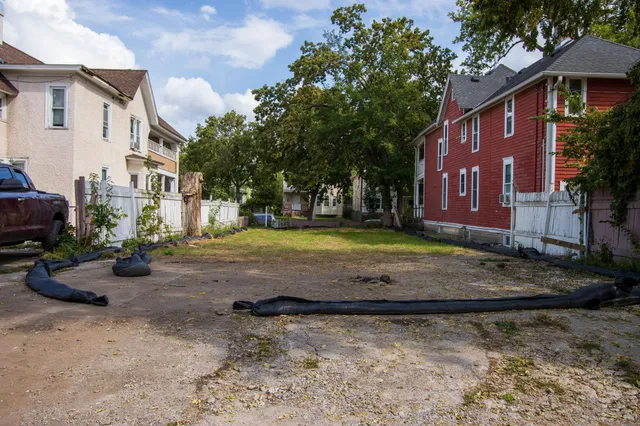 $125,000 | 3712 1st Avenue South, Minneapolis, MN 55409