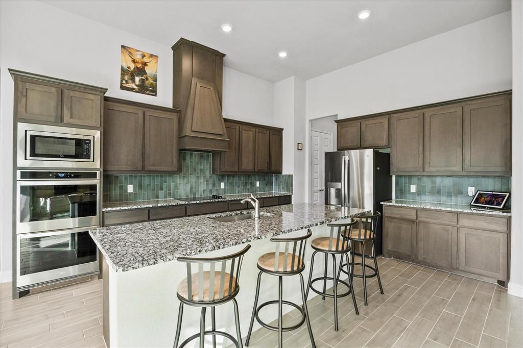 1600 Lynx Loop Forney, TX 75126 - Photo 16 of 39 OPEN CONCEPT LIVING GREAT FOR ENTERTAINING
