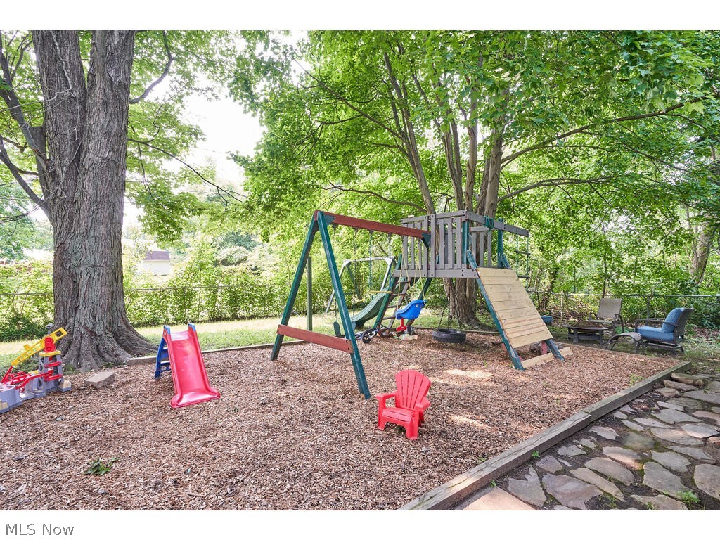 8162 Priem Road Strongsville, OH 44149 - Photo 17 of 19