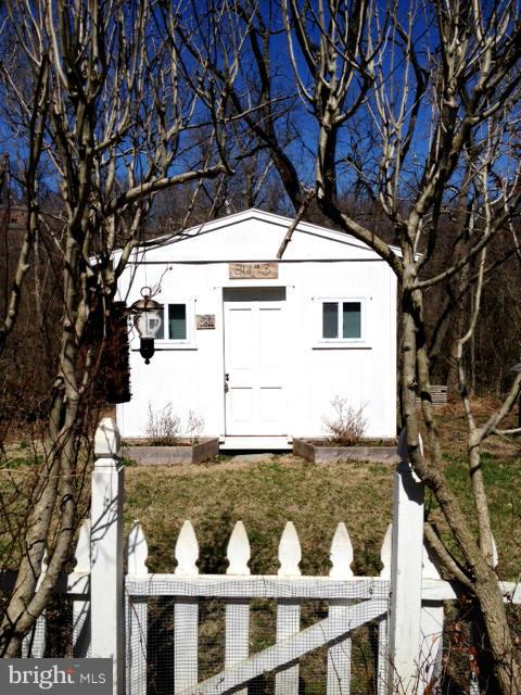 2551 Pickwick Road Baltimore, MD 21207 - Photo 23 of 26 Exterior (Rear)